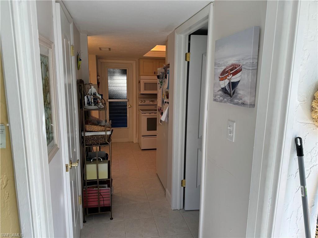 HIDDEN HARBOUR ONE CONDO - Residential