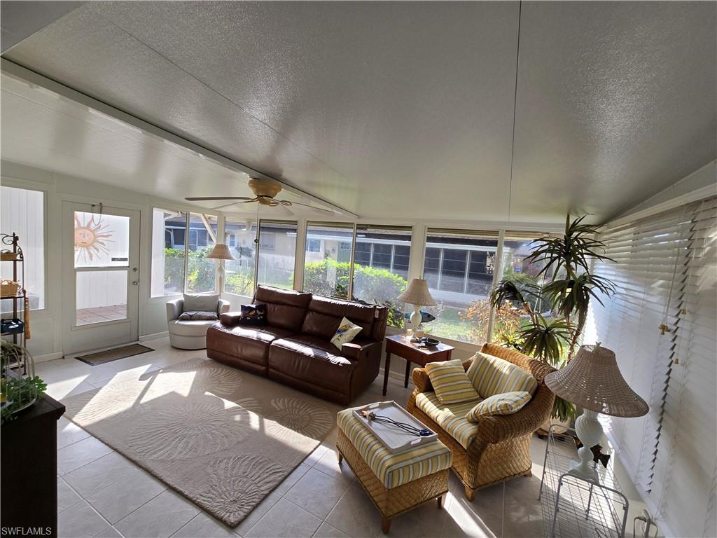 HIDDEN HARBOUR ONE CONDO - Residential