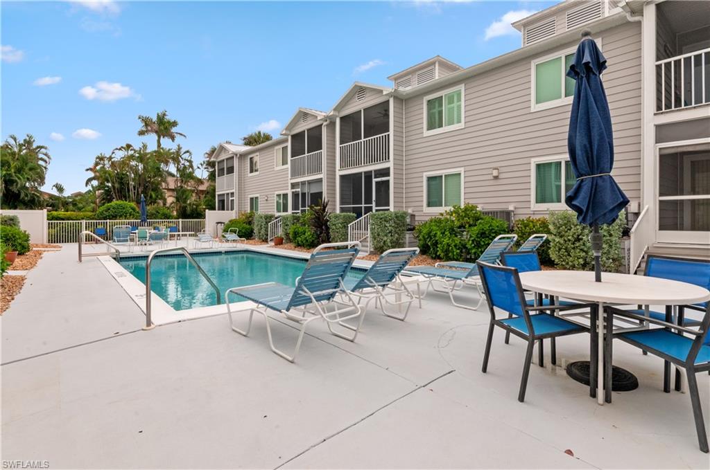 PARADISE VILLAGE - Residential