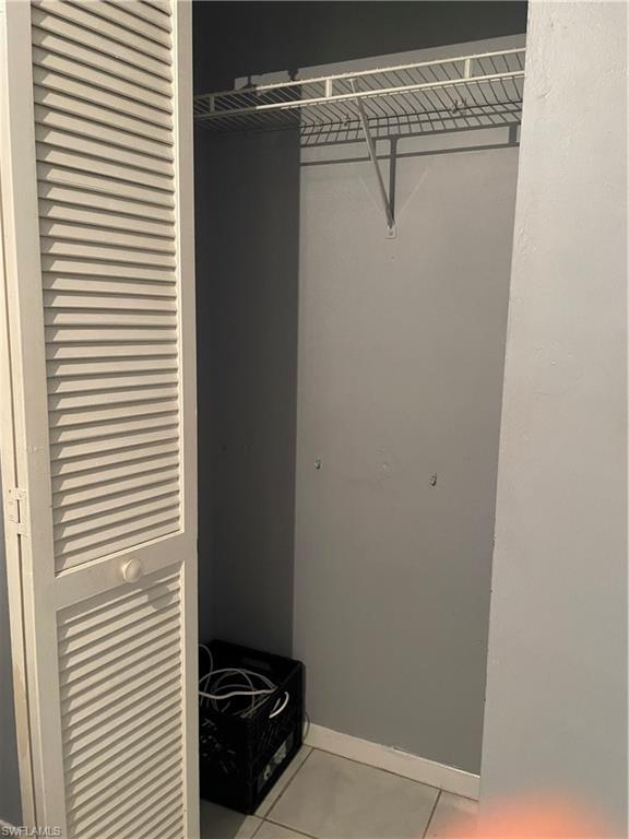 FORT MYERS SHORES - Residential