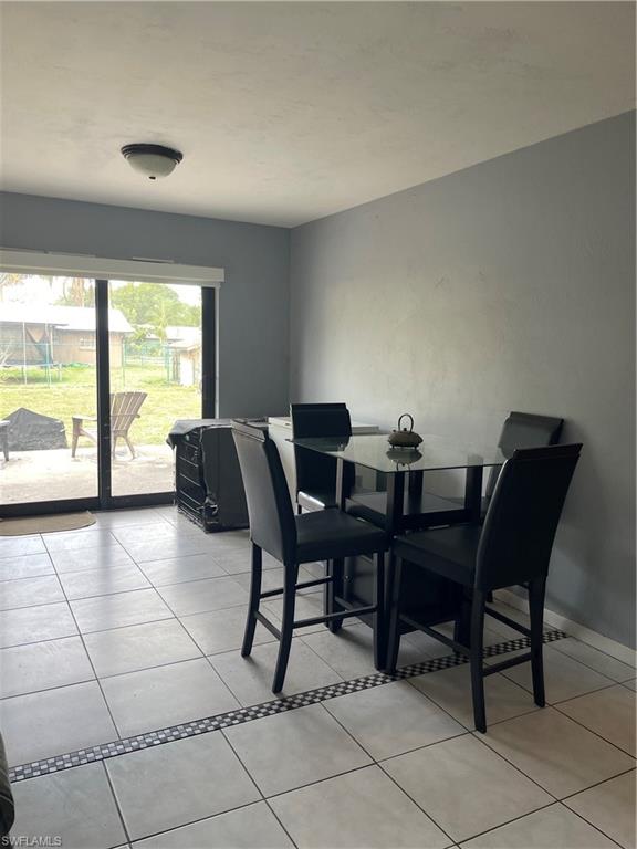 FORT MYERS SHORES - Residential