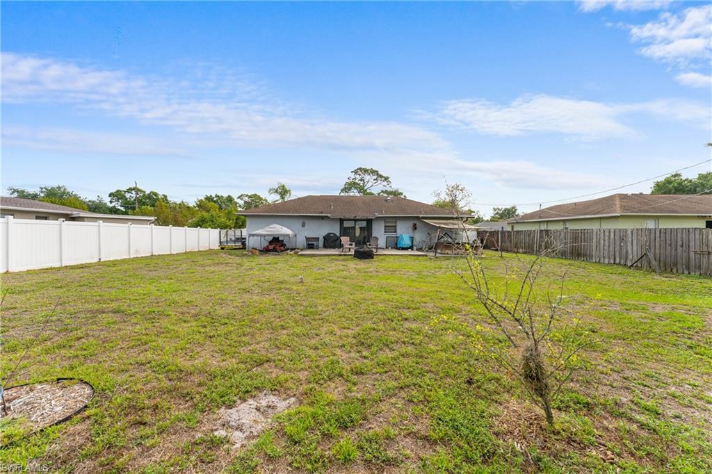 FORT MYERS SHORES - Residential