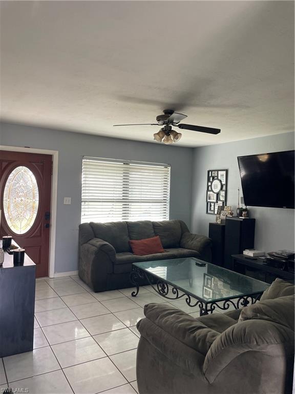 FORT MYERS SHORES - Residential