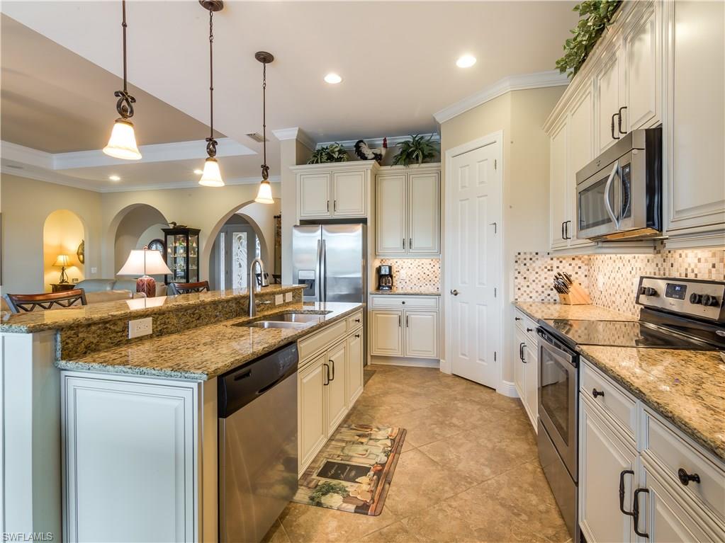 AZZURRA - Residential