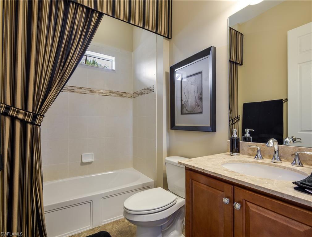 AZZURRA - Residential