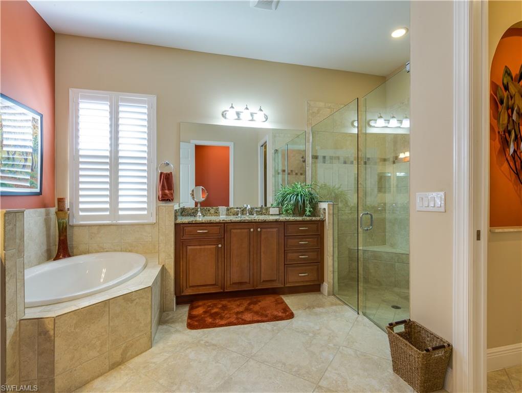 AZZURRA - Residential