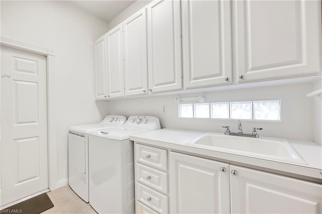 VILLAGE WALK - Residential