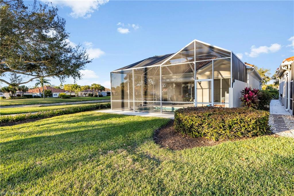 VILLAGE WALK - Residential