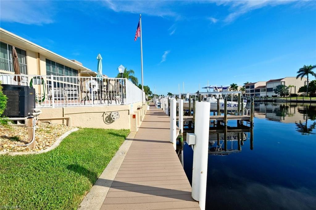 CORAL REEF CONDO - Residential