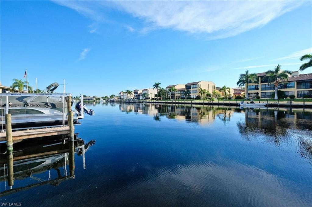 CORAL REEF CONDO - Residential