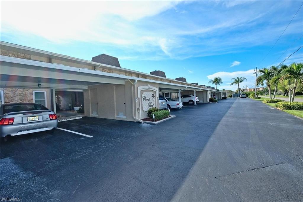 CORAL REEF CONDO - Residential