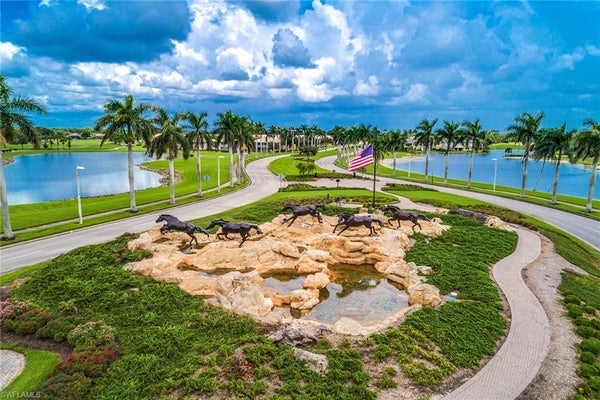 8902 SHENENDOAH CIR, NAPLES, FL 34113 - Image a47a8aee498669c5ea2535af83a486b8/2731518160