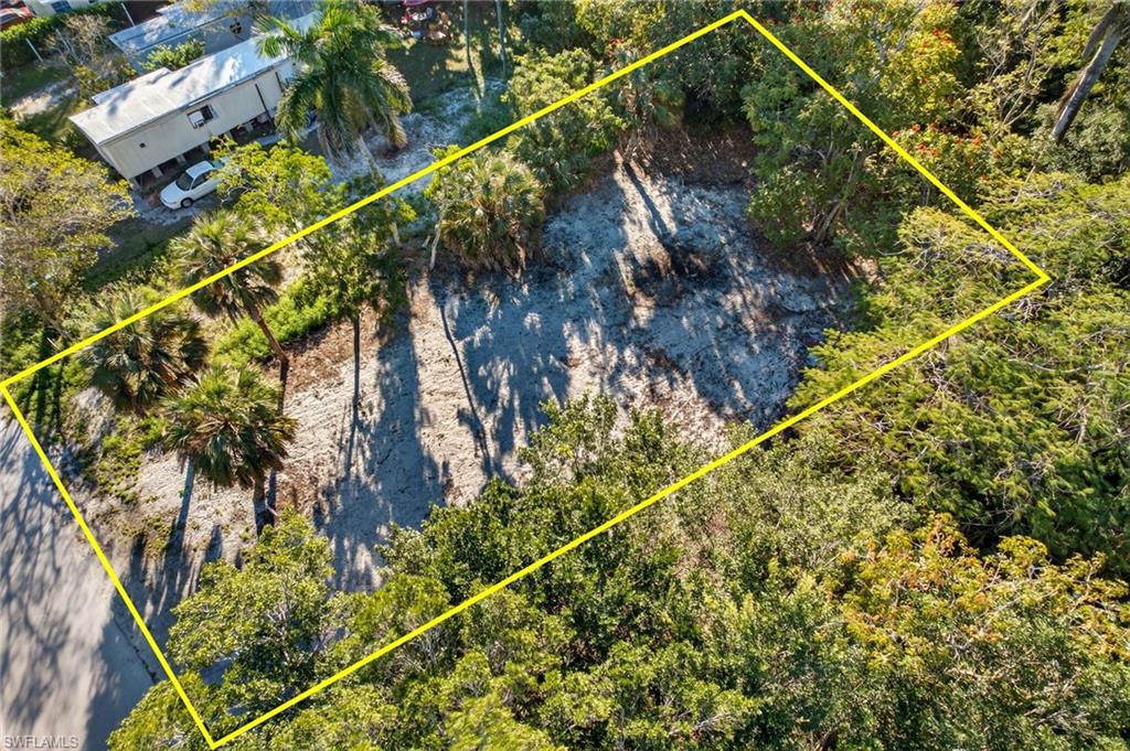 HOLLY TERRACE - Land