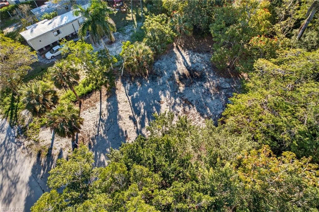 HOLLY TERRACE - Land