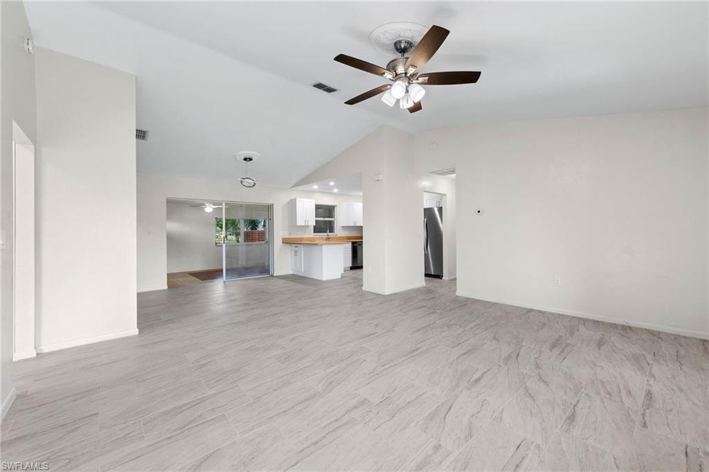 MEADOWS - Residential