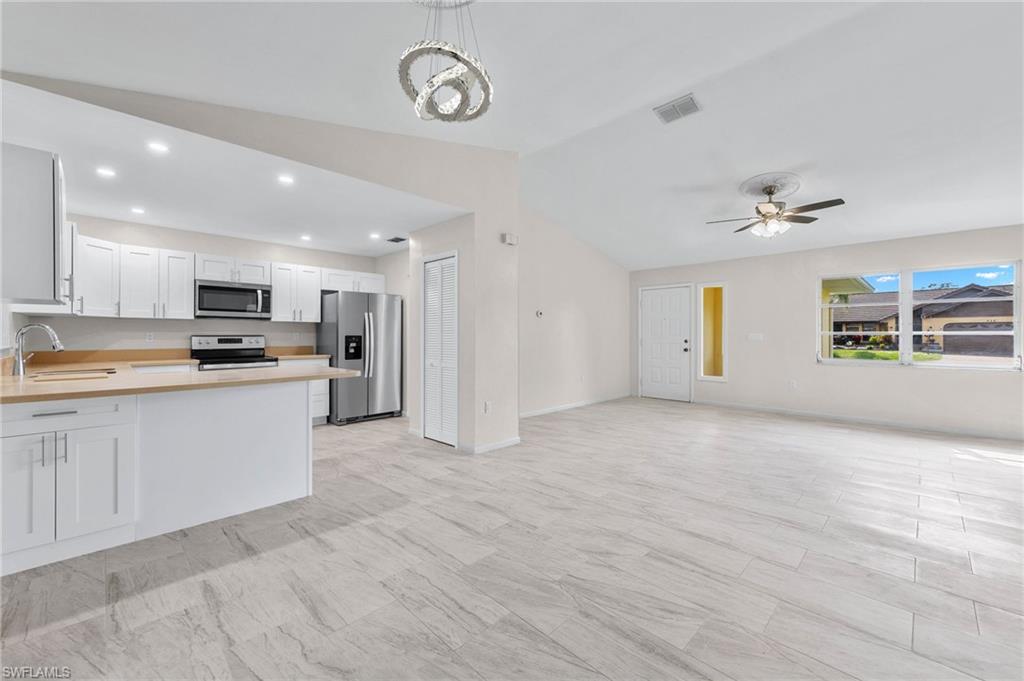 MEADOWS - Residential