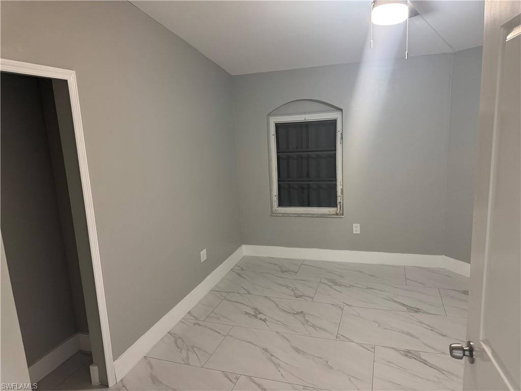 FORT MYERS SHORES - Residential
