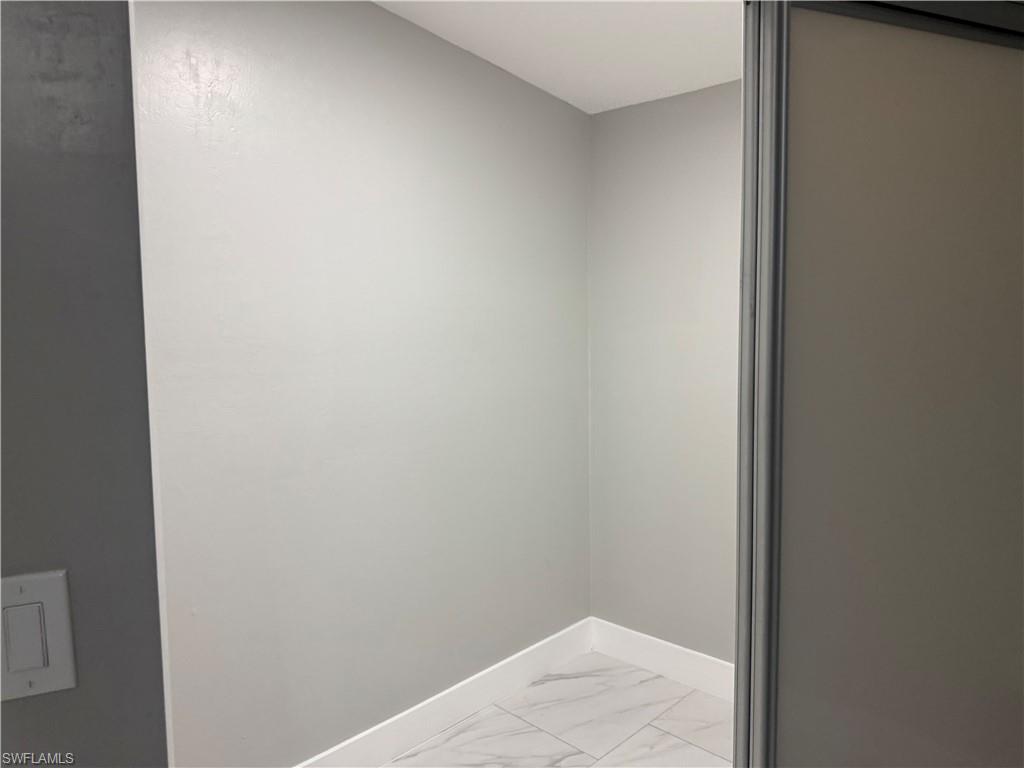 FORT MYERS SHORES - Residential