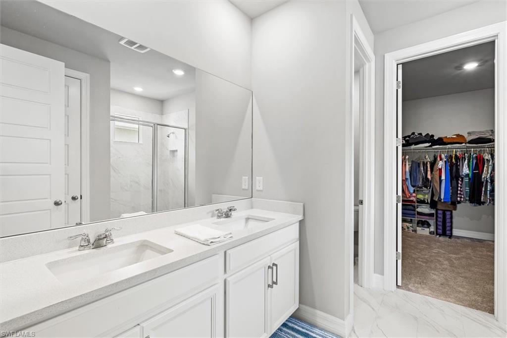 CRESCENT LAKES - Residential