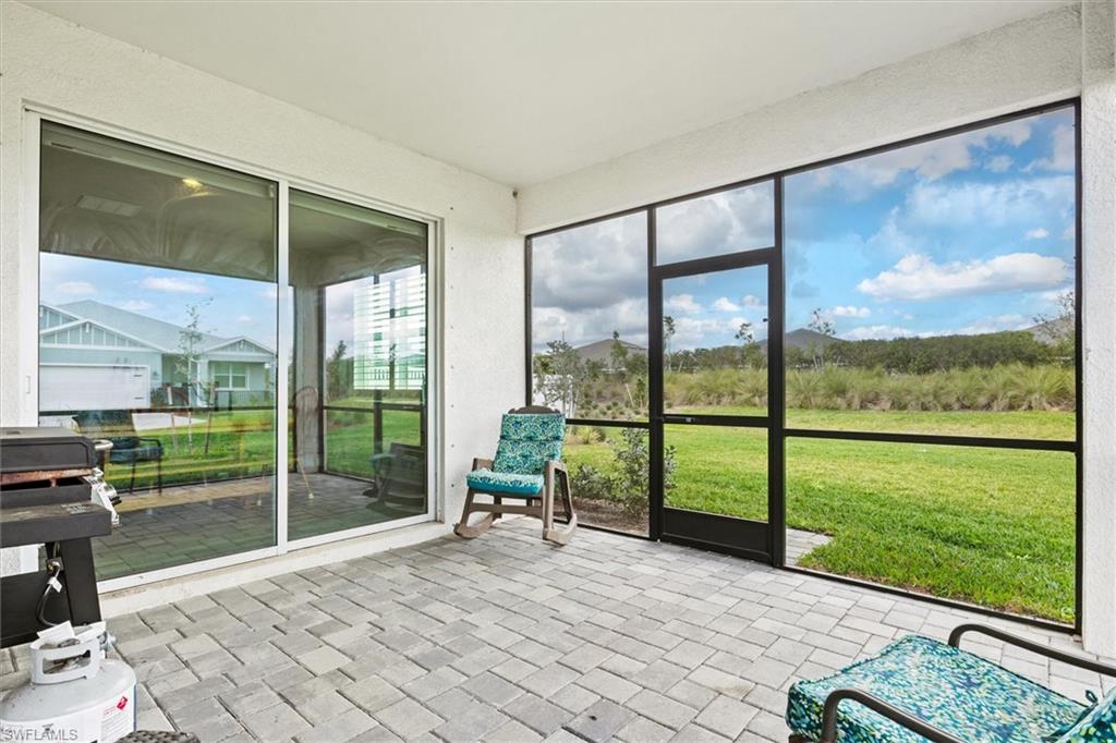 CRESCENT LAKES - Residential