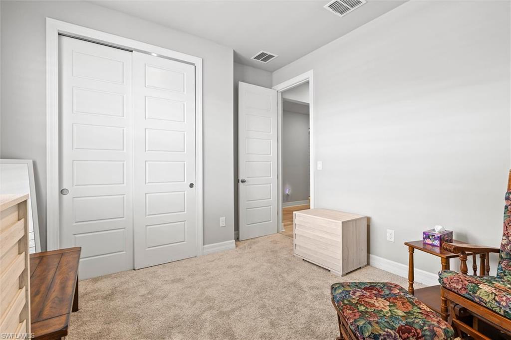 CRESCENT LAKES - Residential