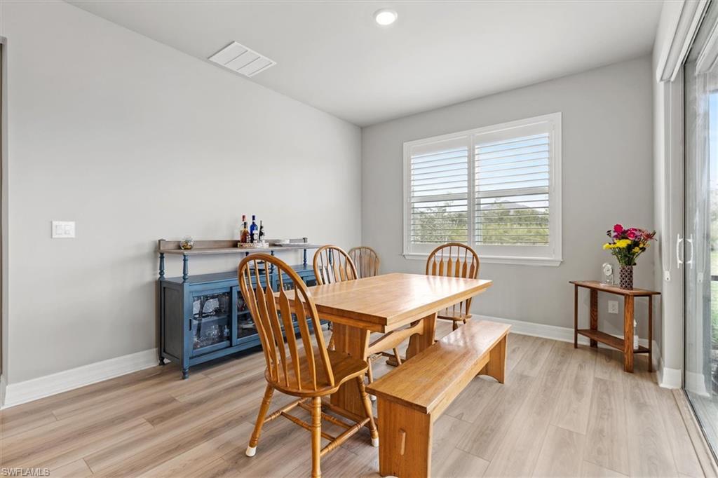 CRESCENT LAKES - Residential