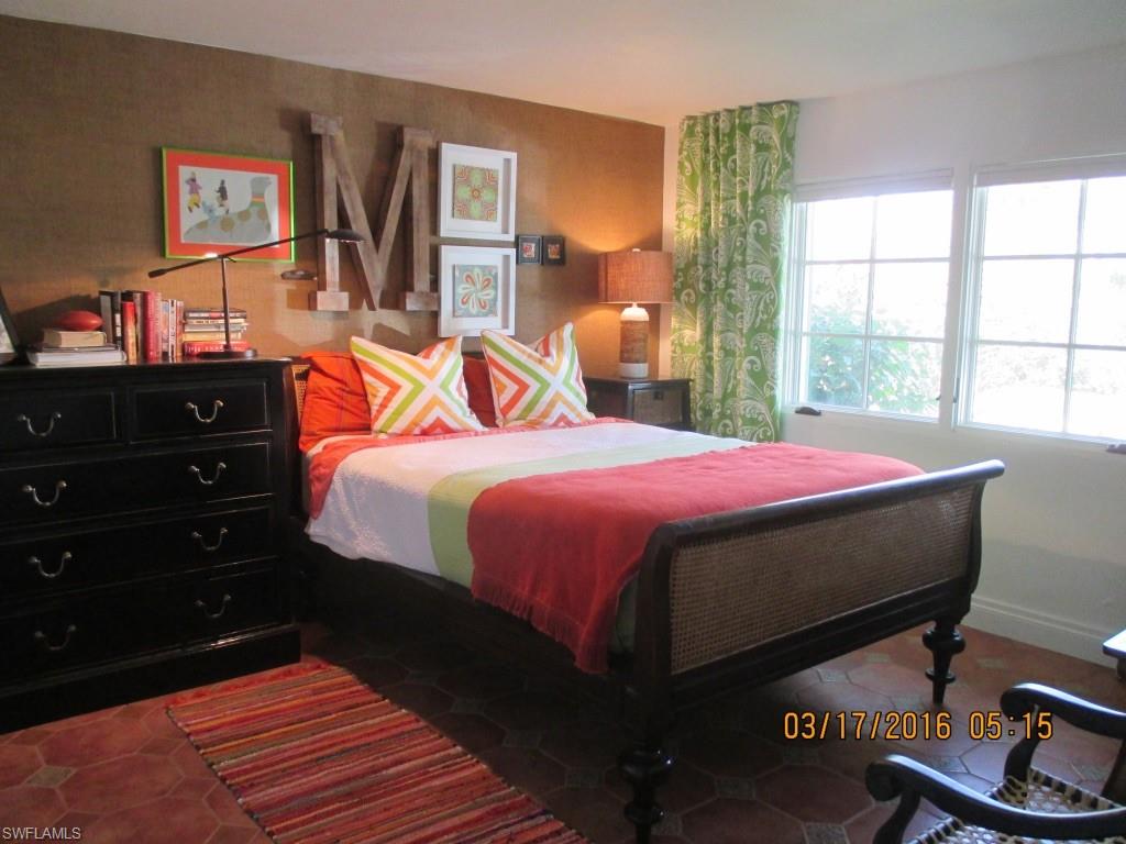 ROYAL HARBOR - Residential