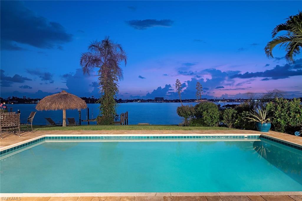 ROYAL HARBOR - Residential