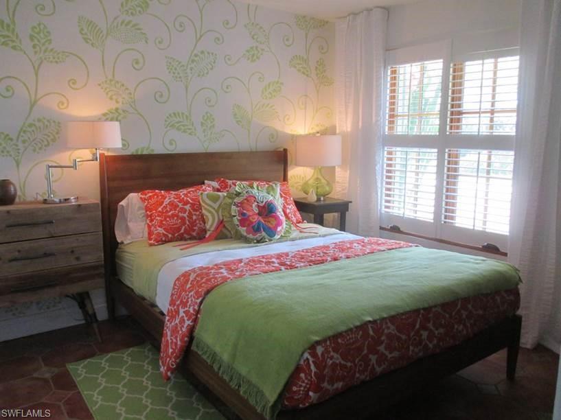 ROYAL HARBOR - Residential