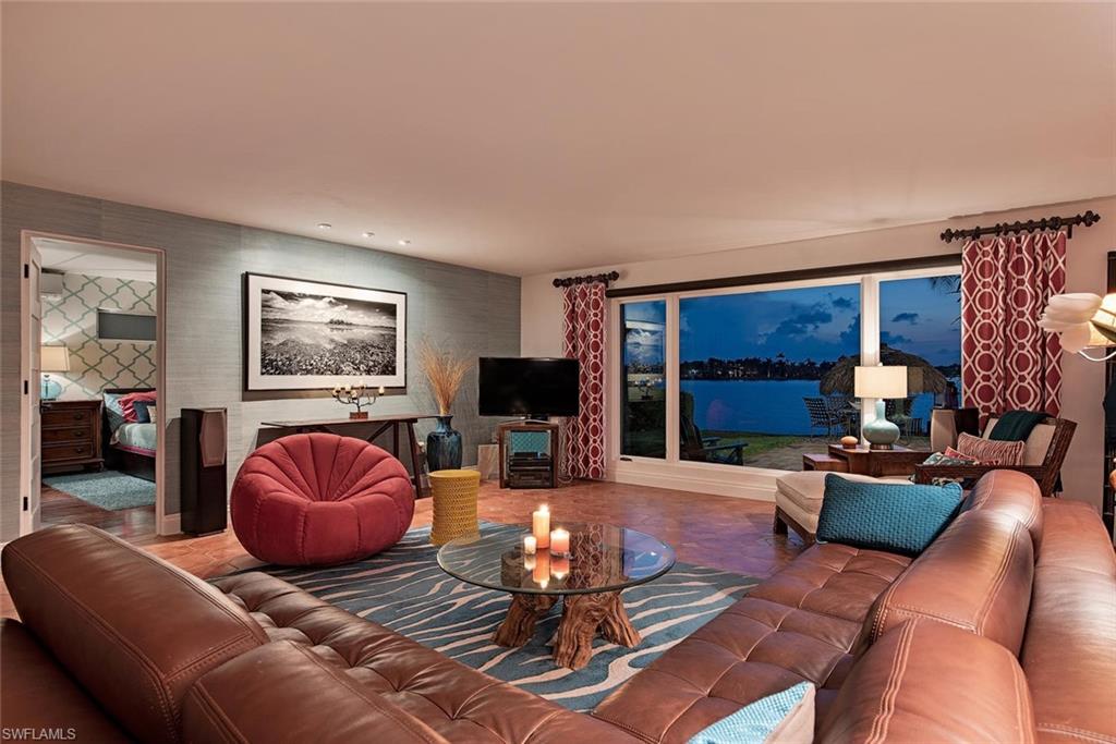 ROYAL HARBOR - Residential