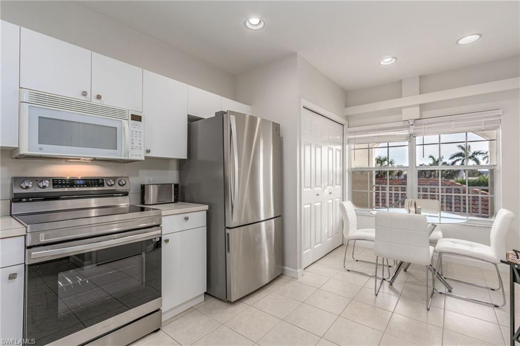 TREASURE BAY - Residential Lease