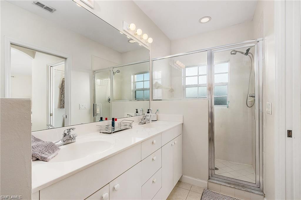 TREASURE BAY - Residential Lease