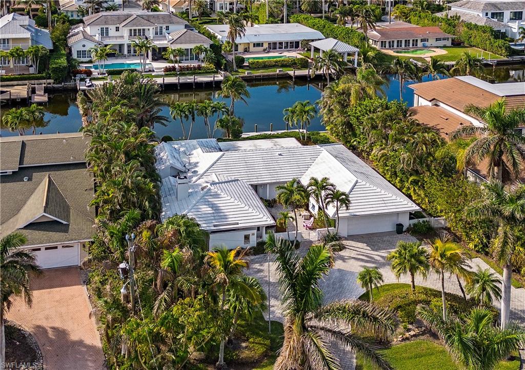 AQUALANE SHORES - Residential