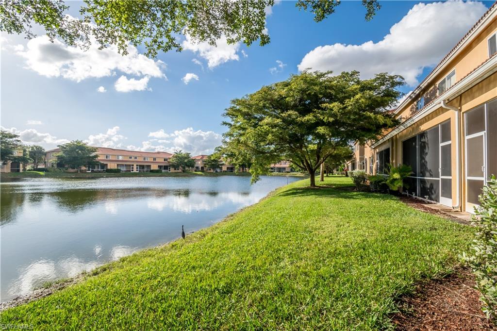 COLONNADE AT FORUM - Residential