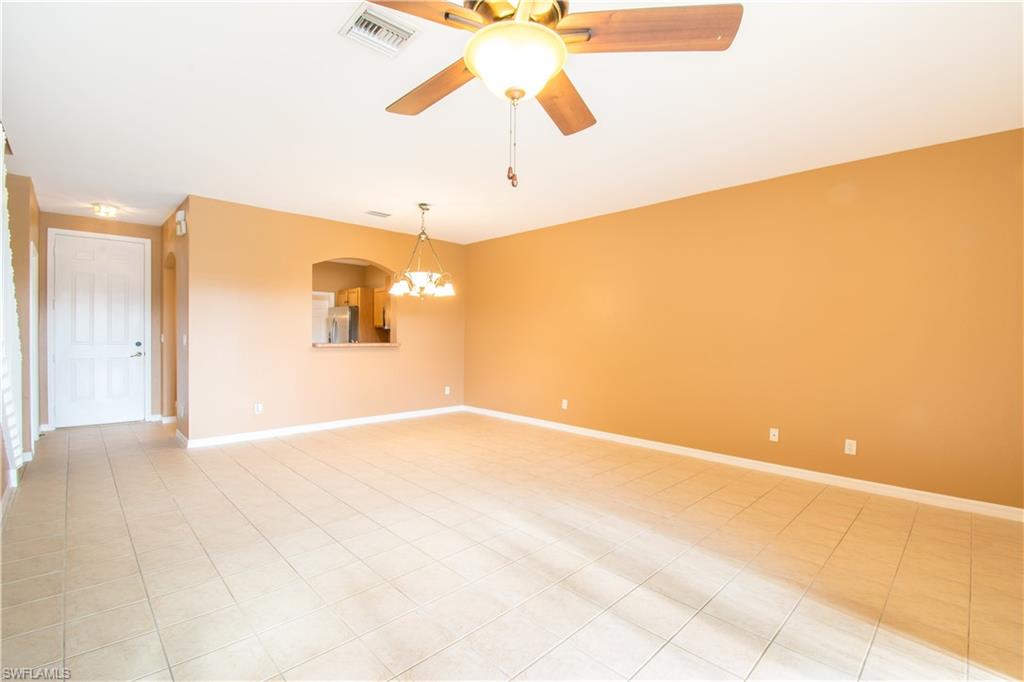 COLONNADE AT FORUM - Residential