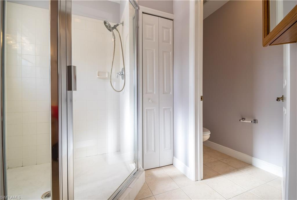 COLONNADE AT FORUM - Residential