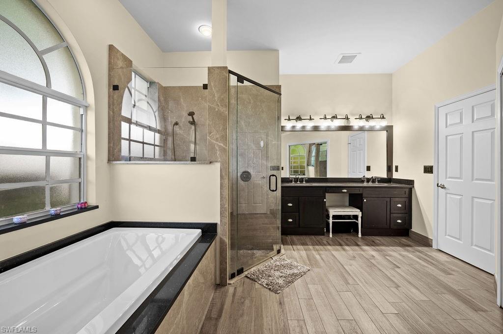 WATERWAYS OF NAPLES - Residential