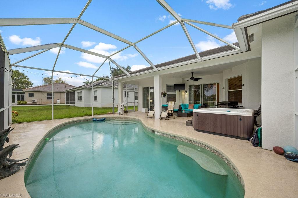 WATERWAYS OF NAPLES - Residential