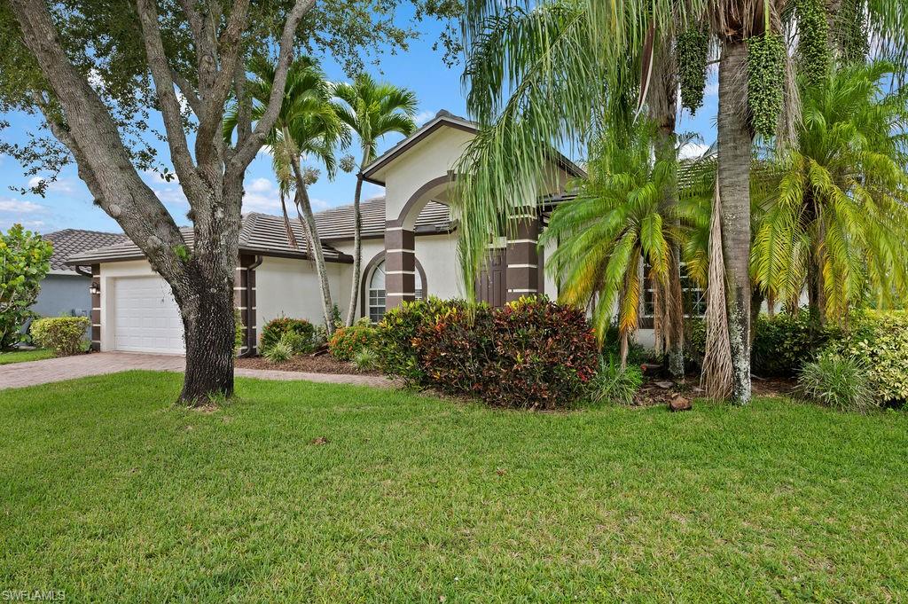 WATERWAYS OF NAPLES - Residential