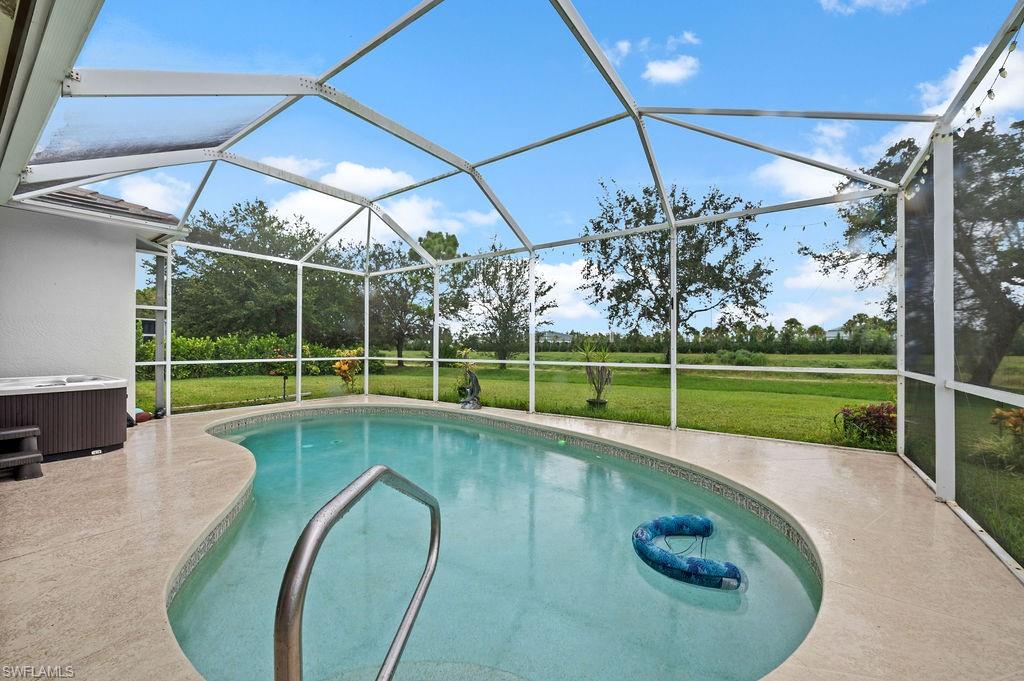 WATERWAYS OF NAPLES - Residential