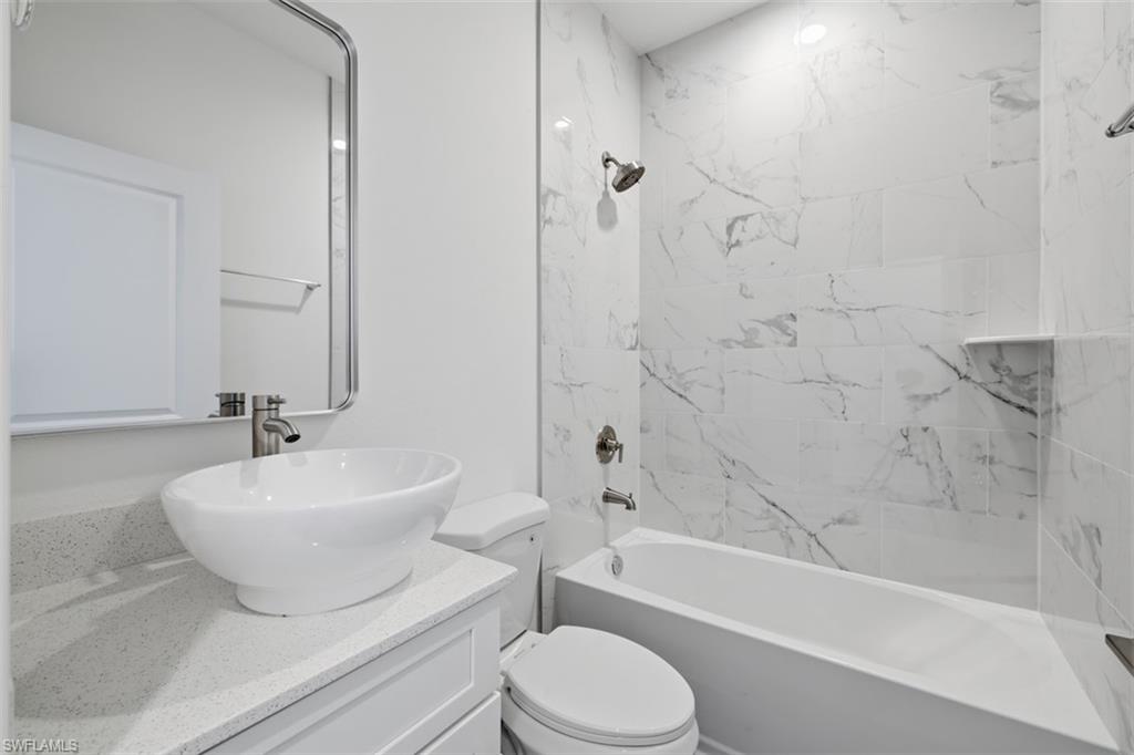 PORT CHARLOTTE - Residential Lease