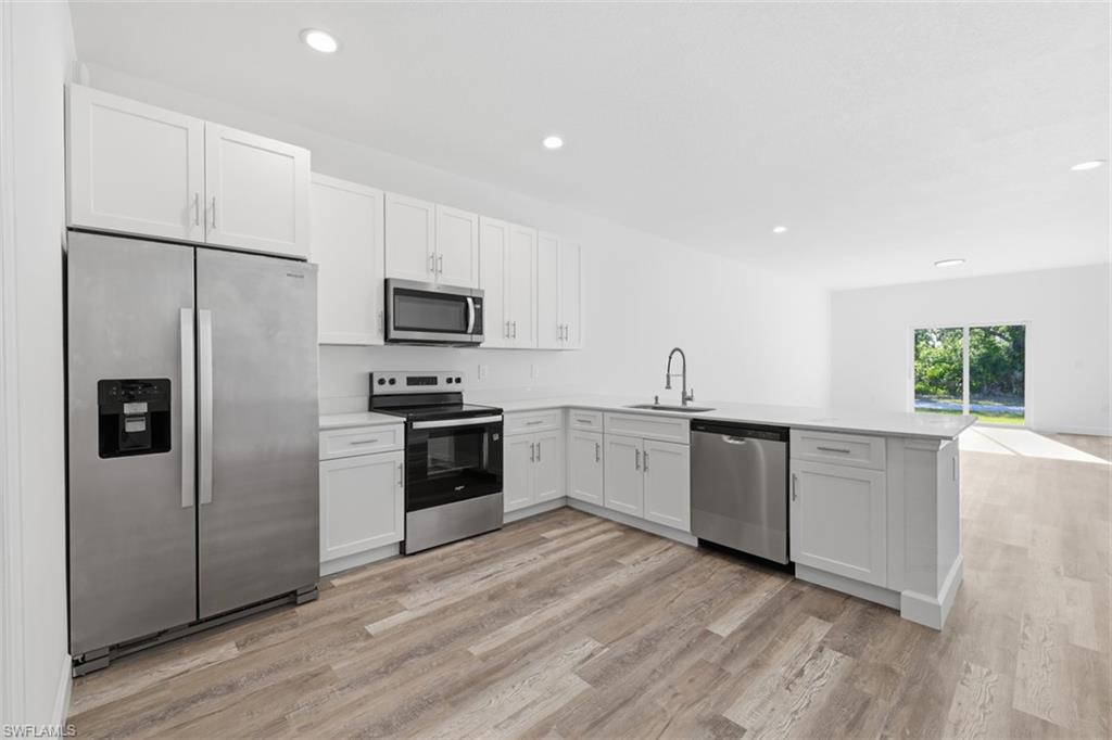 PORT CHARLOTTE - Residential Lease