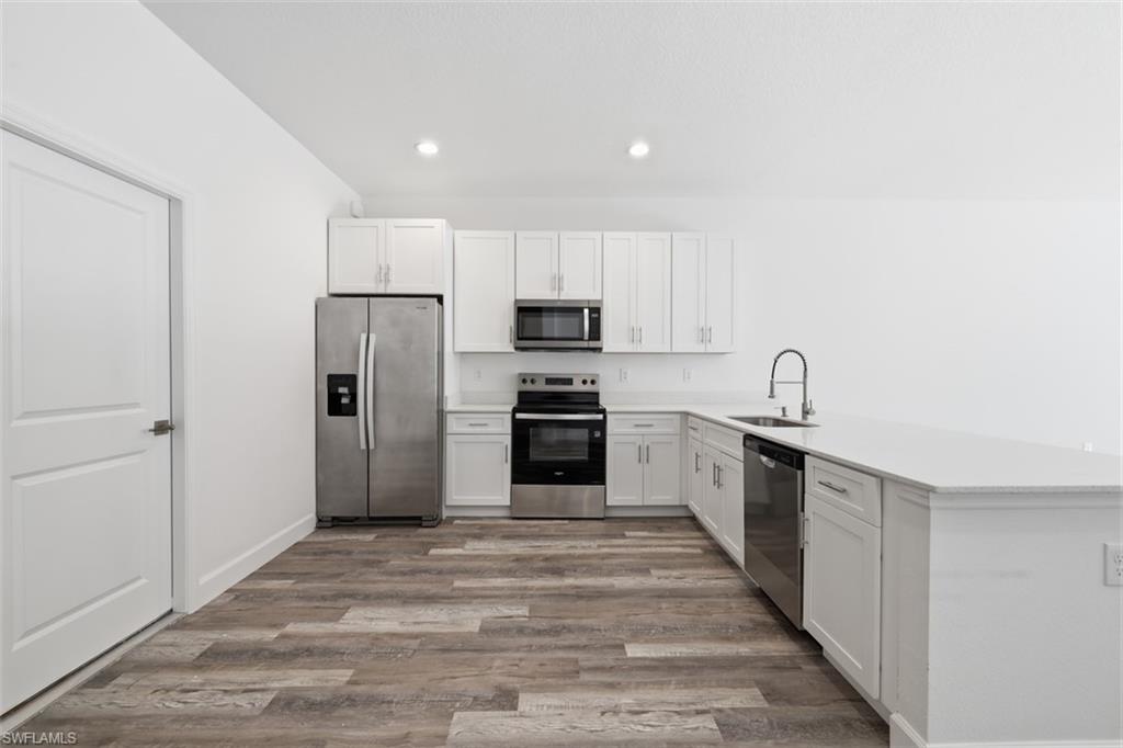 PORT CHARLOTTE - Residential Lease