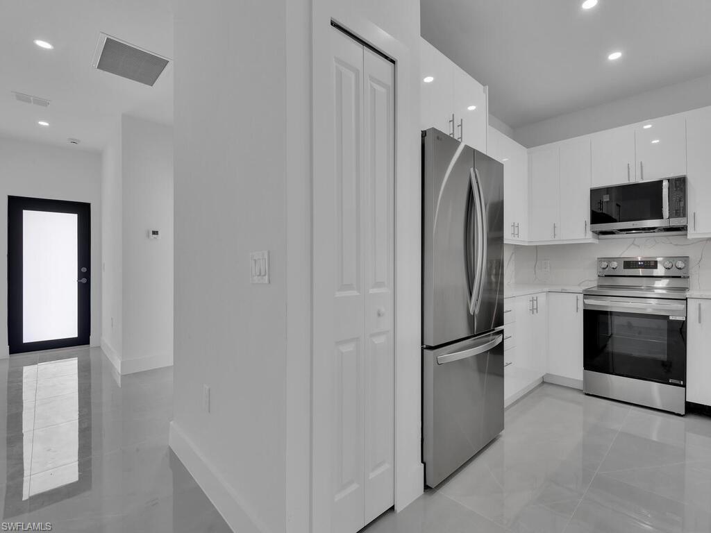 LEHIGH ESTATES - Residential