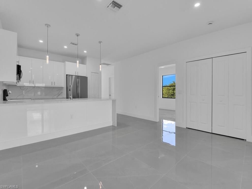 LEHIGH ESTATES - Residential