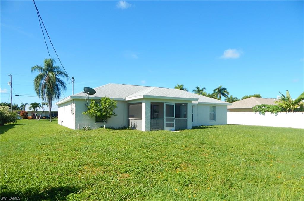 CAPE CORAL - Residential