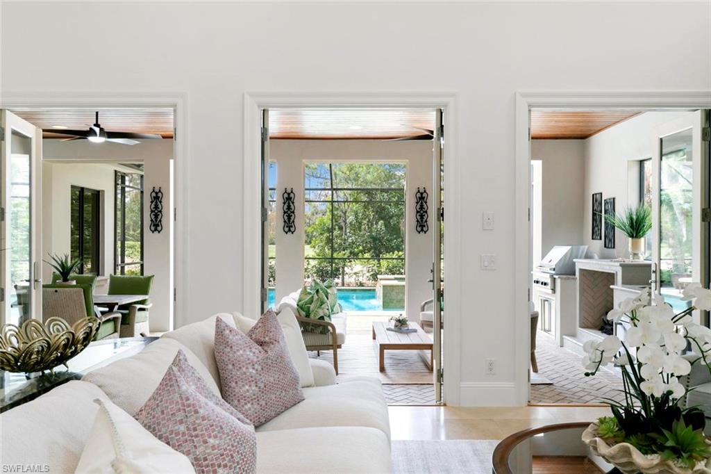 SERAFINA AT TIBURON - Residential