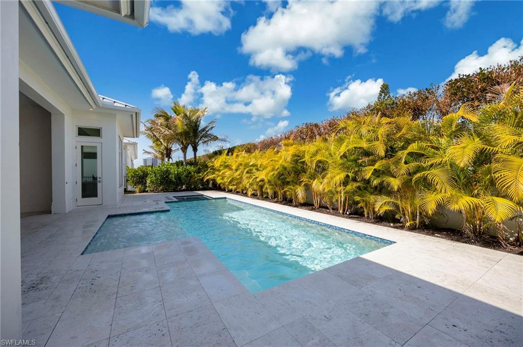 COCONUT LANDING - Residential