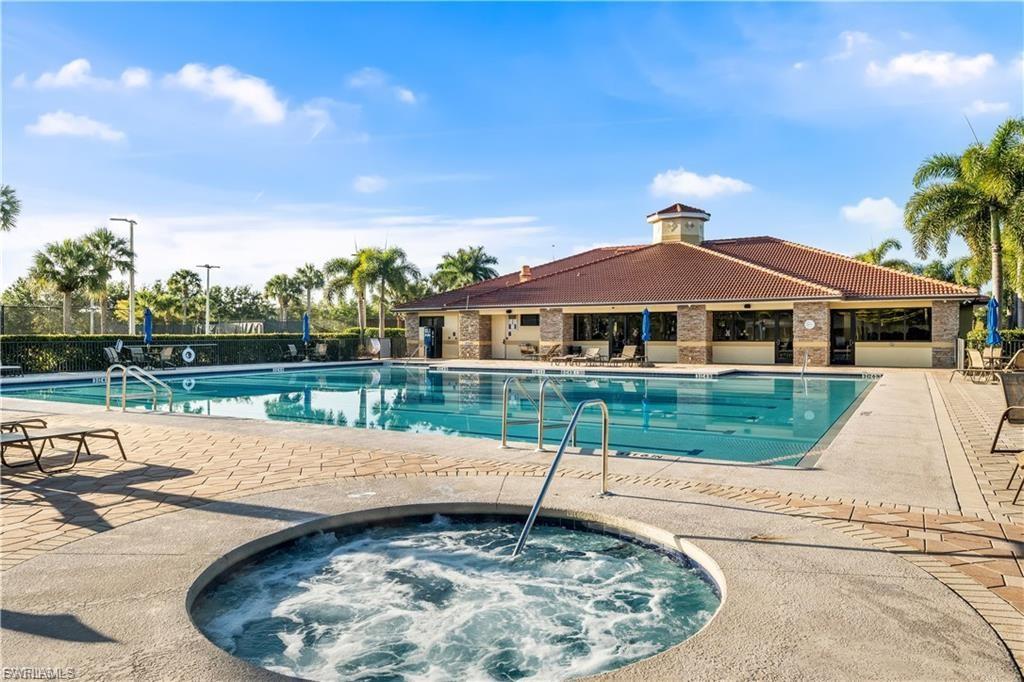 STONEYBROOK - Residential