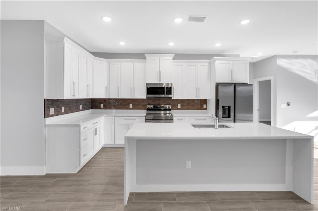 CAPE CORAL - Residential Lease